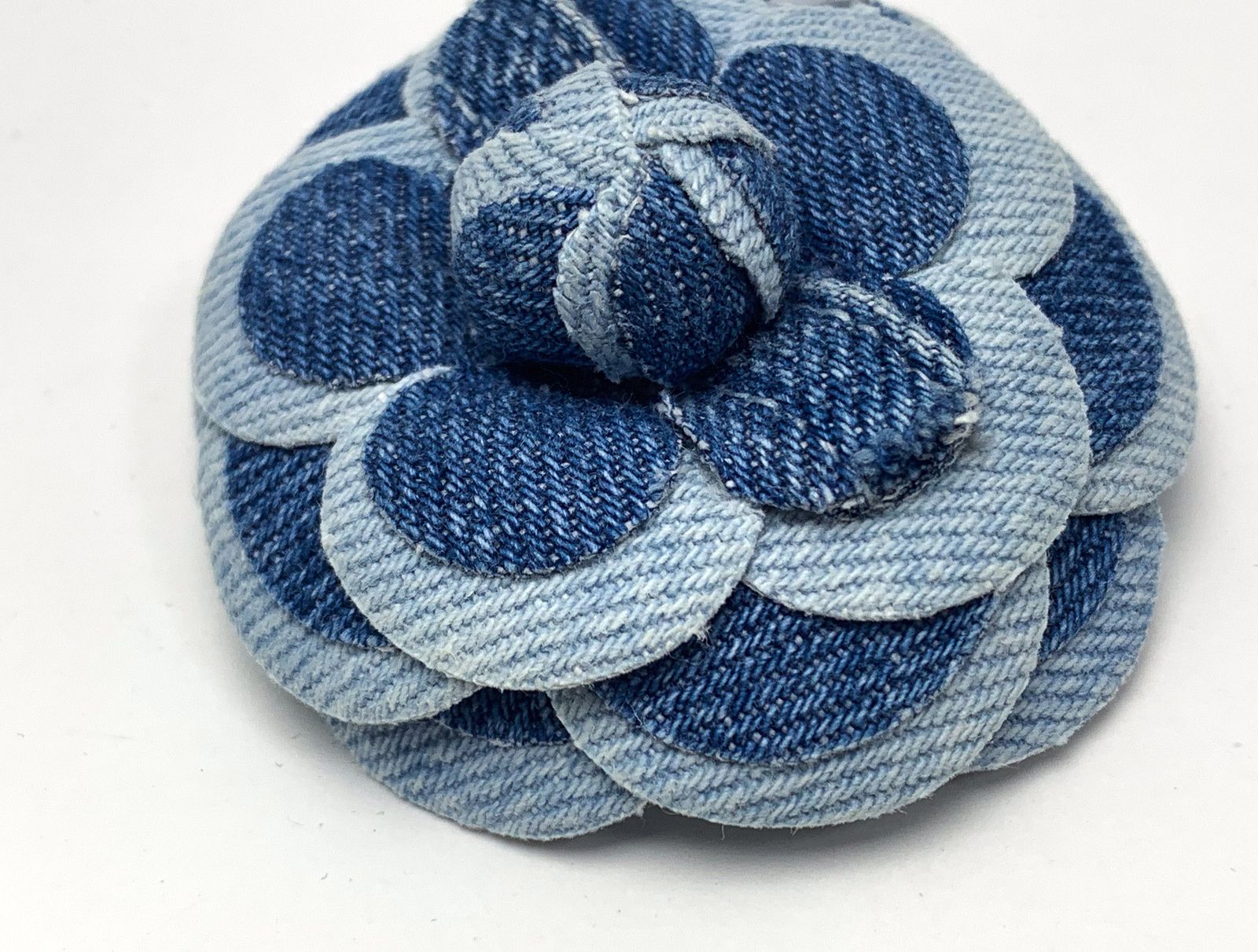 CHANEL シャネル デニム カメリア 花 17P コサージュ ブローチ