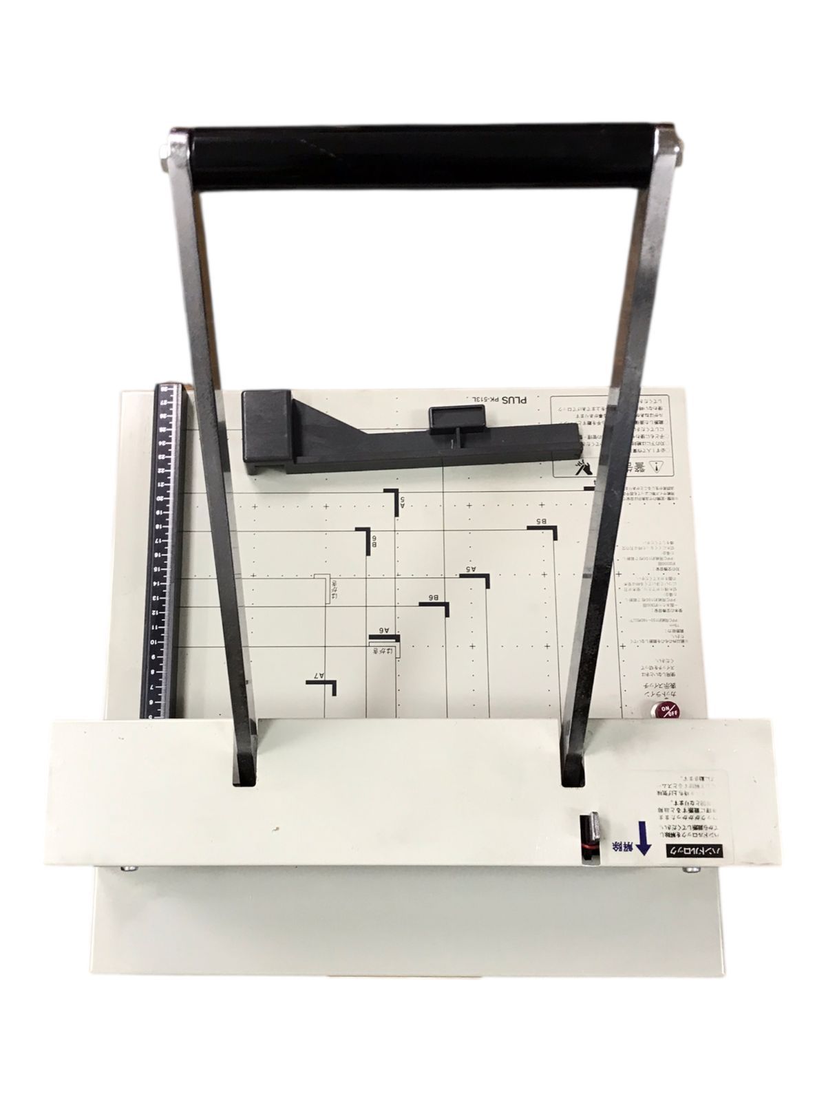 PLUS プラス 手動断裁機 PK-513L / 断裁幅299ミリ/A4長辺/LEDライト