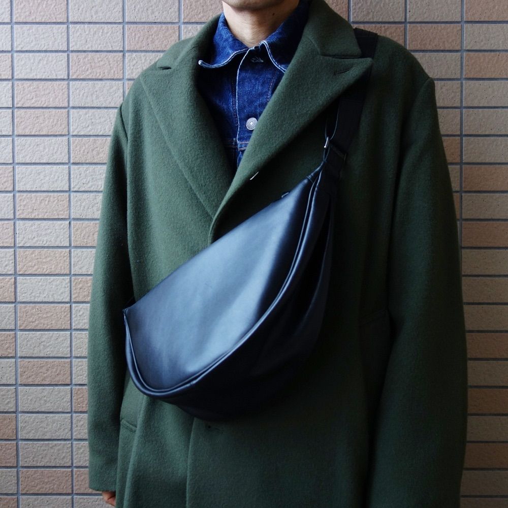 ミディアム ショルダーバッグ