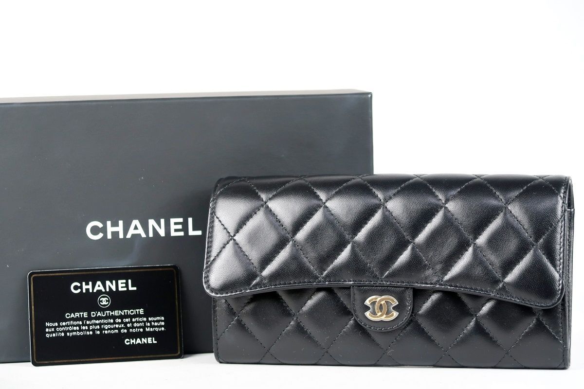 新品同様・未使用】CHANEL シャネル ラムスキン マトラッセ ココマーク