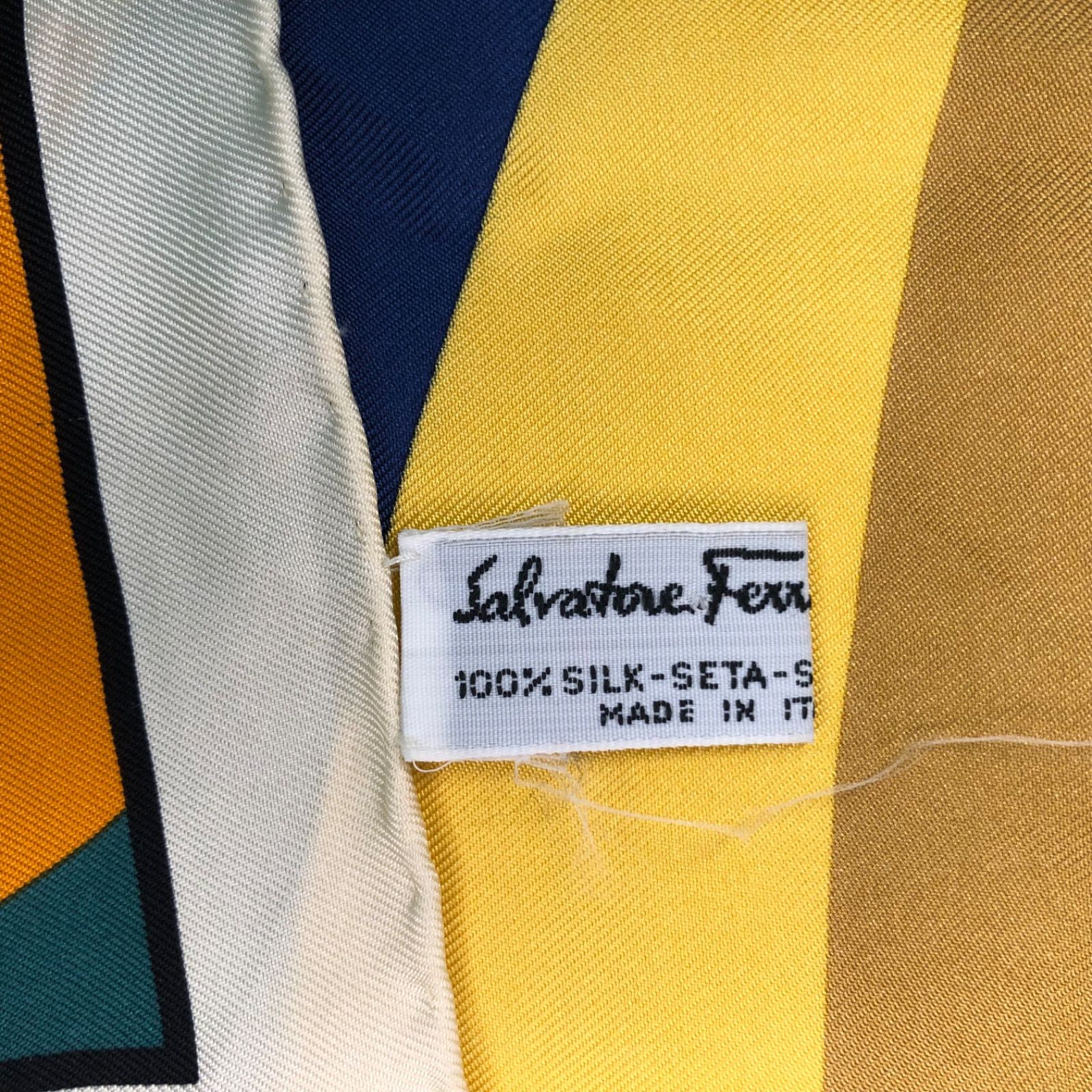 未使用品☆サルヴァトーレフェラガモ☆生誕100周年記念スカーフ Salvatore Ferragamo - サルヴァトーレフェラガモ スカーフ