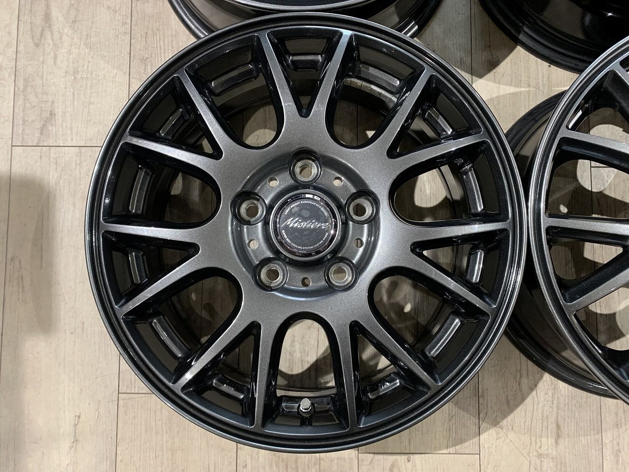 2306011】DUNLOP Mistiere RB14 15インチ 6J +53 PCD114.3 5H