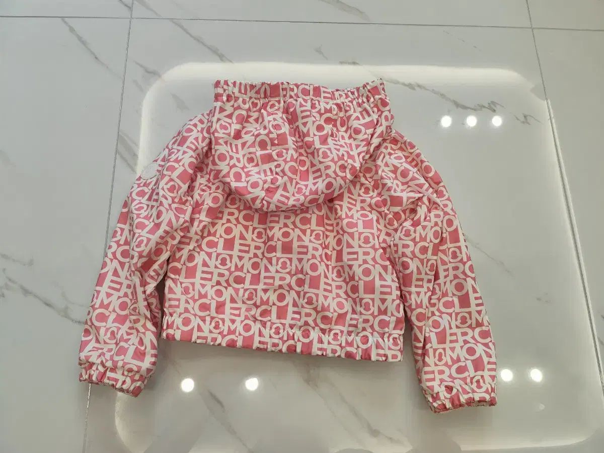 MONCLER モンクレール