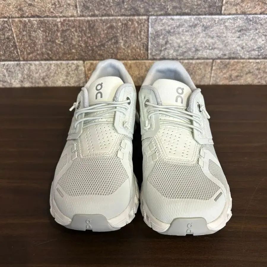 On cloud 5 ホワイト スニーカー 23cm ON Cloud 5 - Pearl - White – Fit2Run