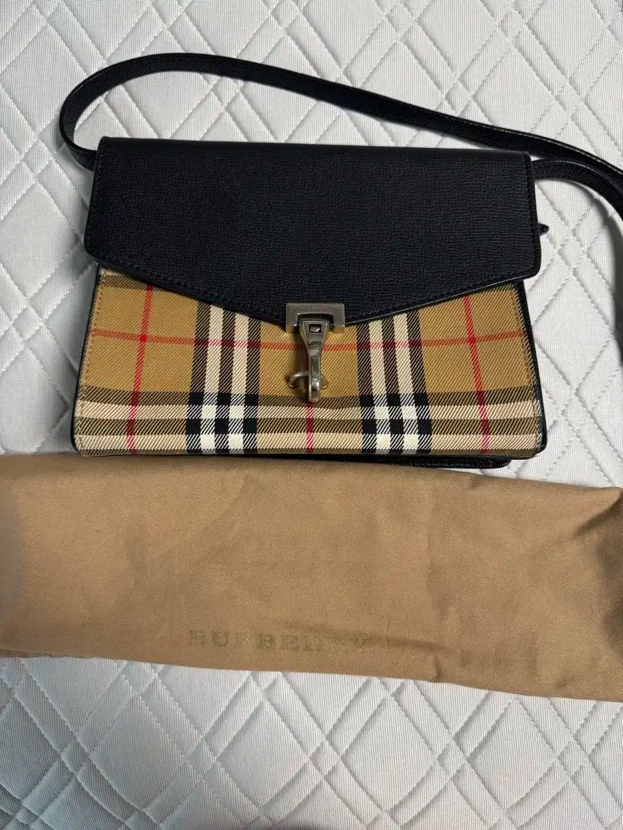 Burberry バーバリー ハウスチェック マッケン スモール クロスバッグ