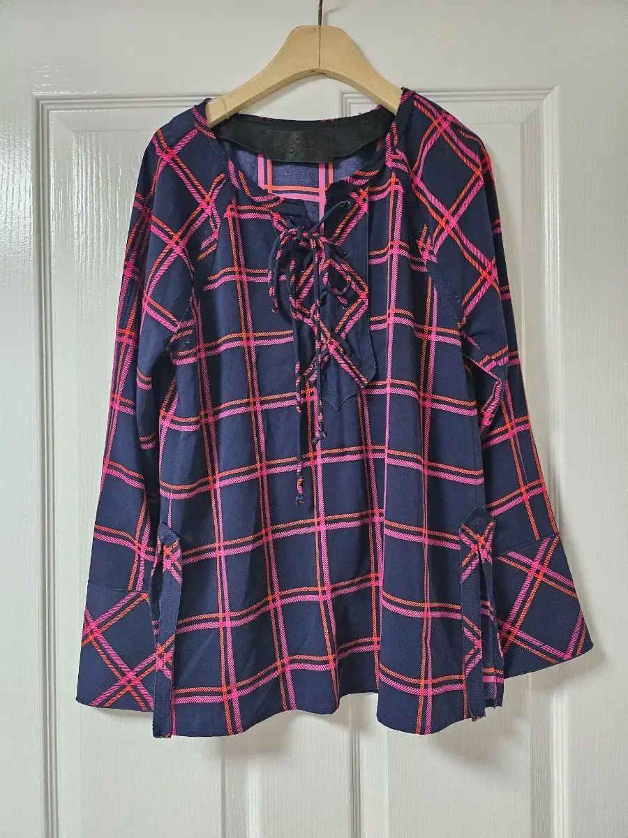 LUCKY CHOUETTE ラッキーシュエトゥ チェック柄ブラウス Tシャツ
