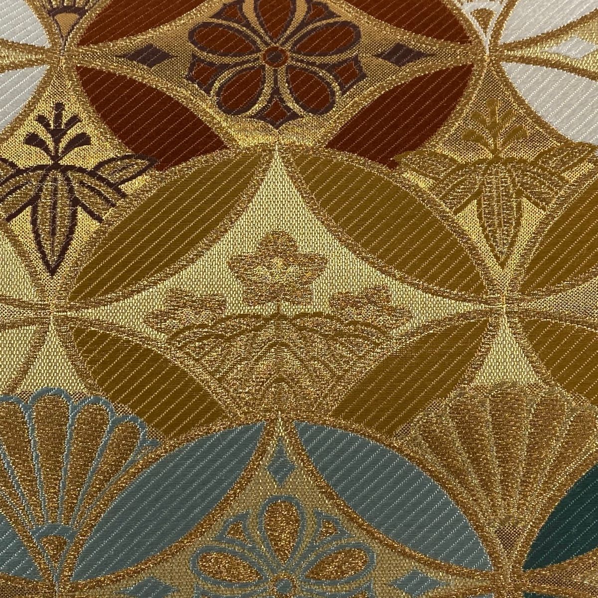 袋帯 秀品 七宝 草花 金糸 箔 金色 六通 正絹