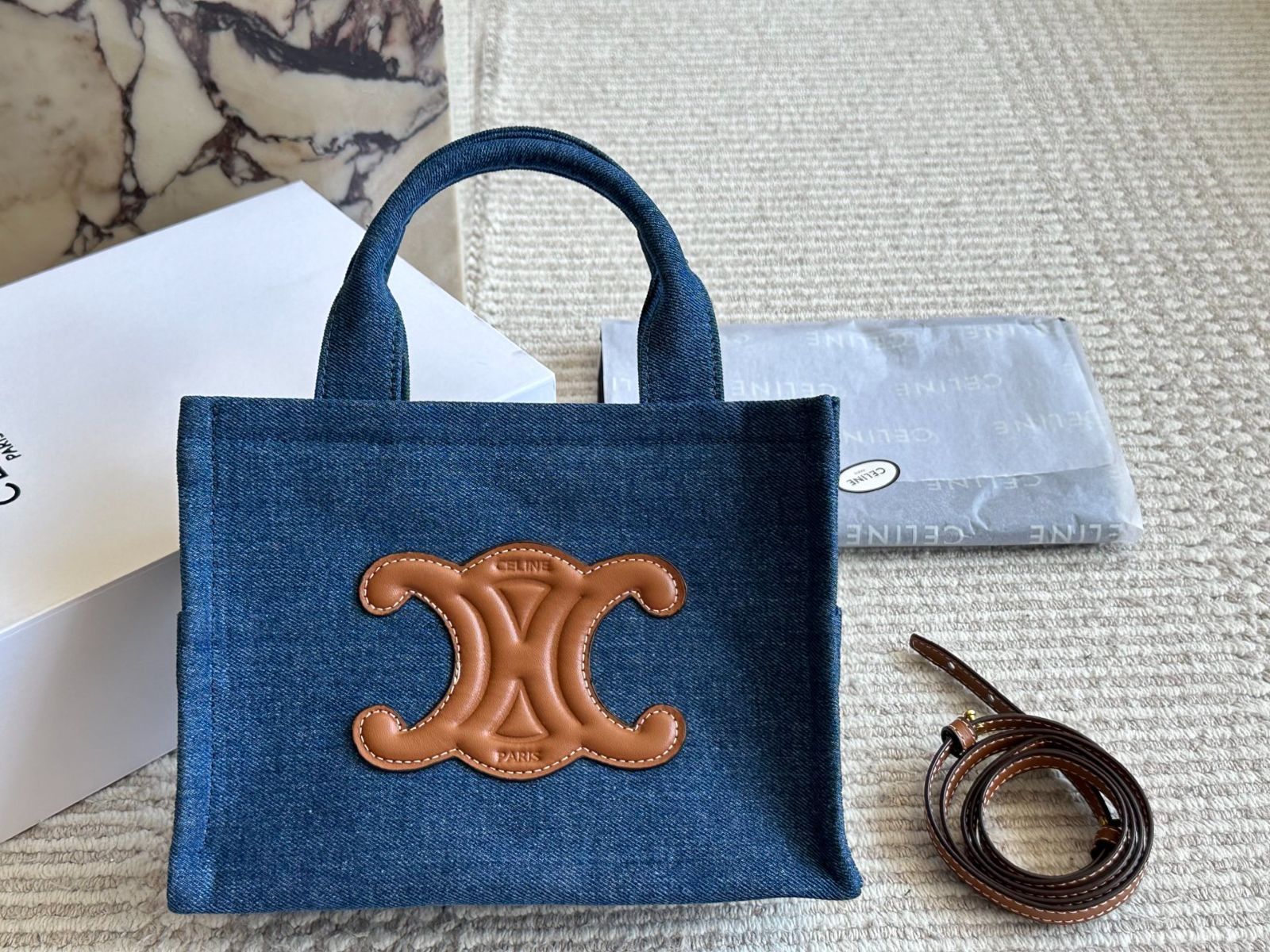 CELINE 2025 ショッパーバッグ - デニム素材 25×18cm | -WTO輸入1