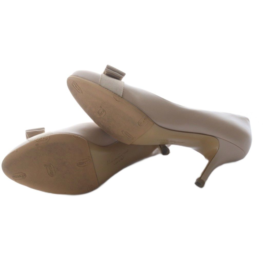 サルヴァトーレフェラガモ Salvatore Ferragamo CARLA ヴァラリボン