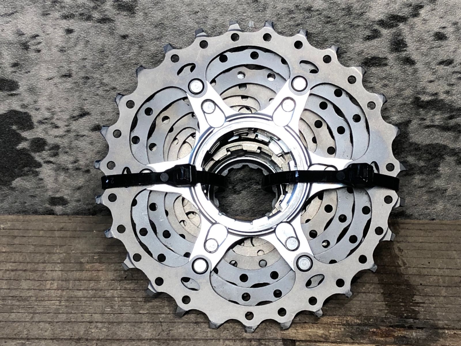シマノ Dura-Ace CS-7900 10速スプロケット 12t--27t 楽天市場】cs 7900 スプロケの通販