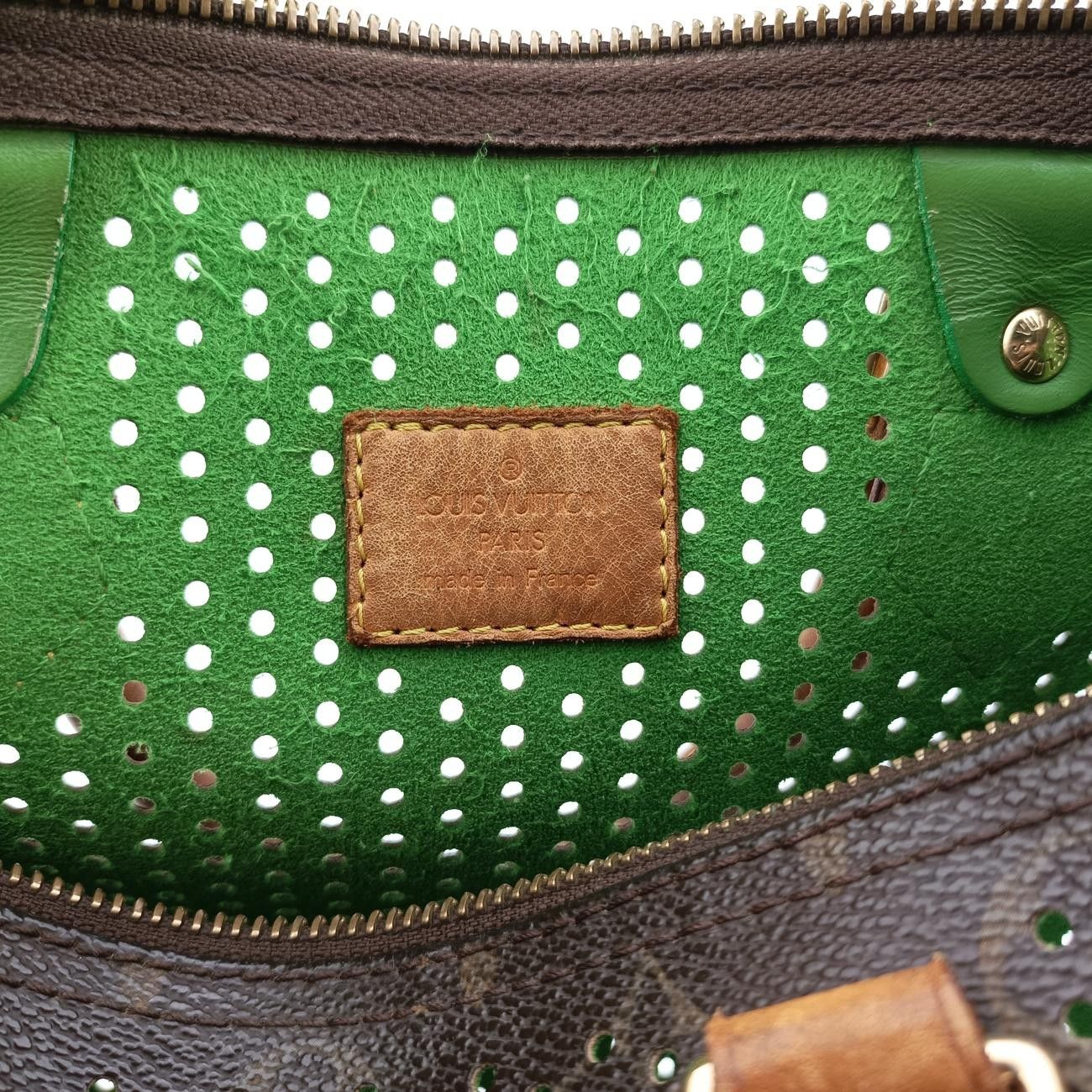 ブラウン系×グリーンモノグラム