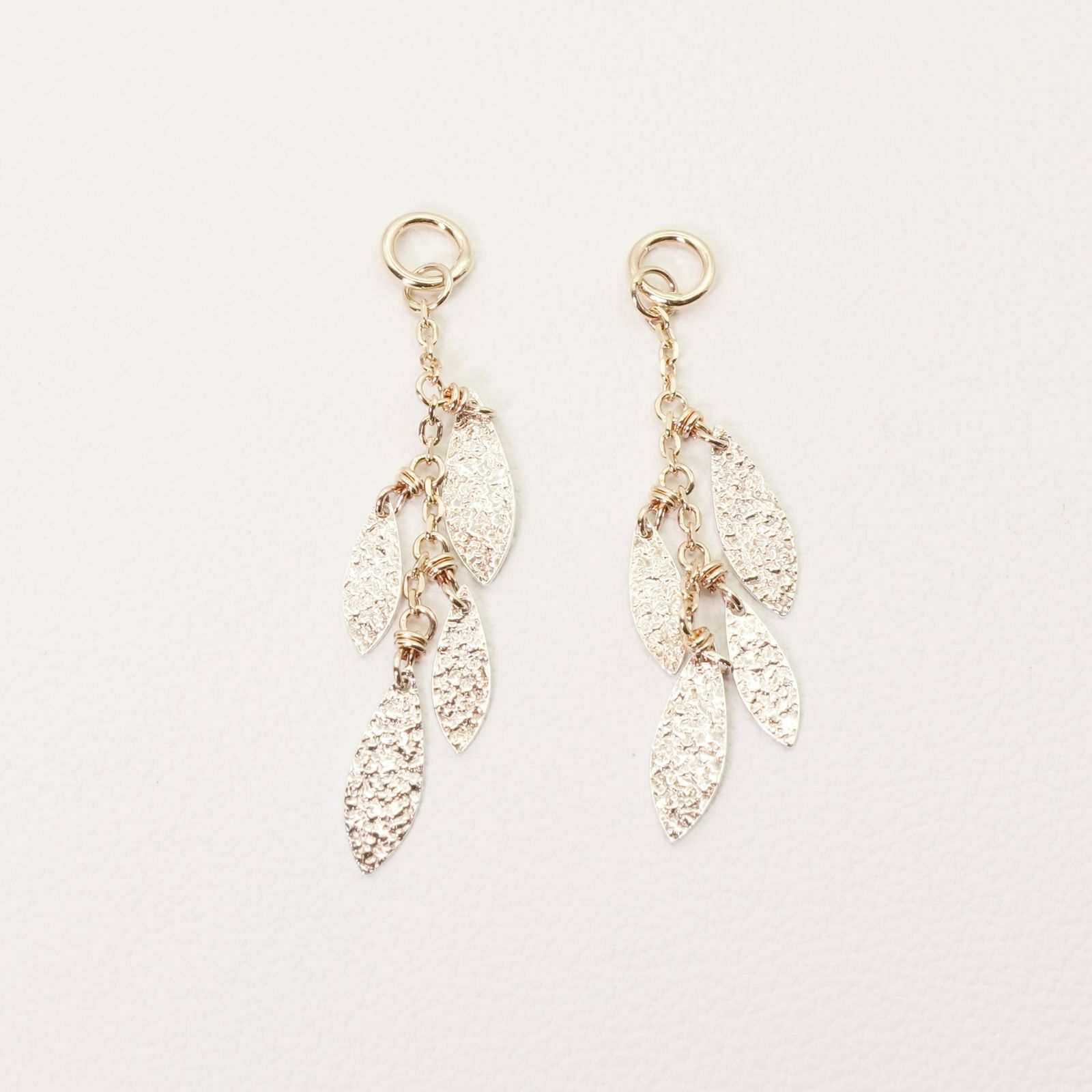 美品 アガット リーフ コンビ チャーム K10×シルバー/25-461S - メルカリ