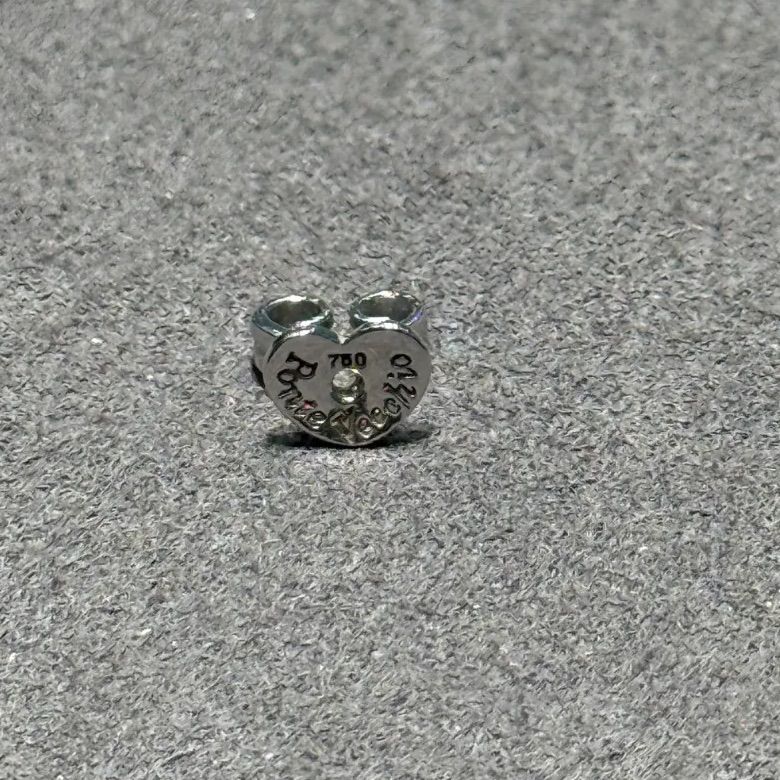 ポンテヴェキオ K18WG ダイヤ0.04ct ピアス(片耳) - メルカリ