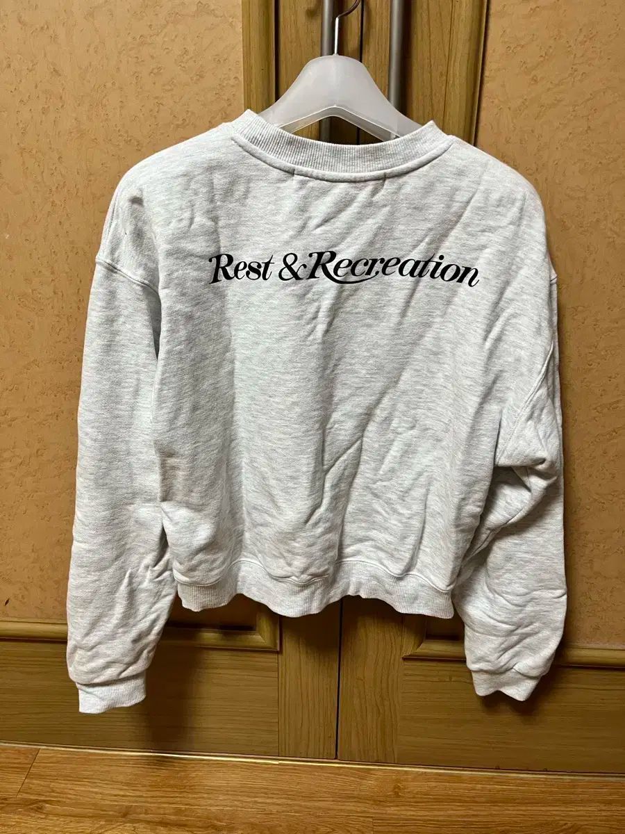 【美品】 Rest &Recreation トレーナー Rest & Recreation(レストアンドレクリエーション) スウェット