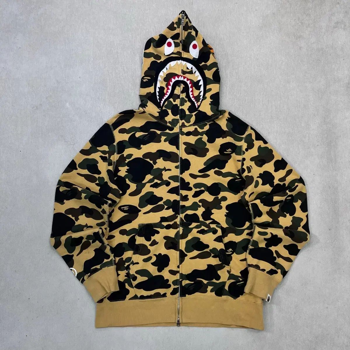 A BATHING APE アベイシング Durag ドゥーラグ イエローカモ A BATHING APE（アベイシングエイプ）の「ABC DU-RAG M