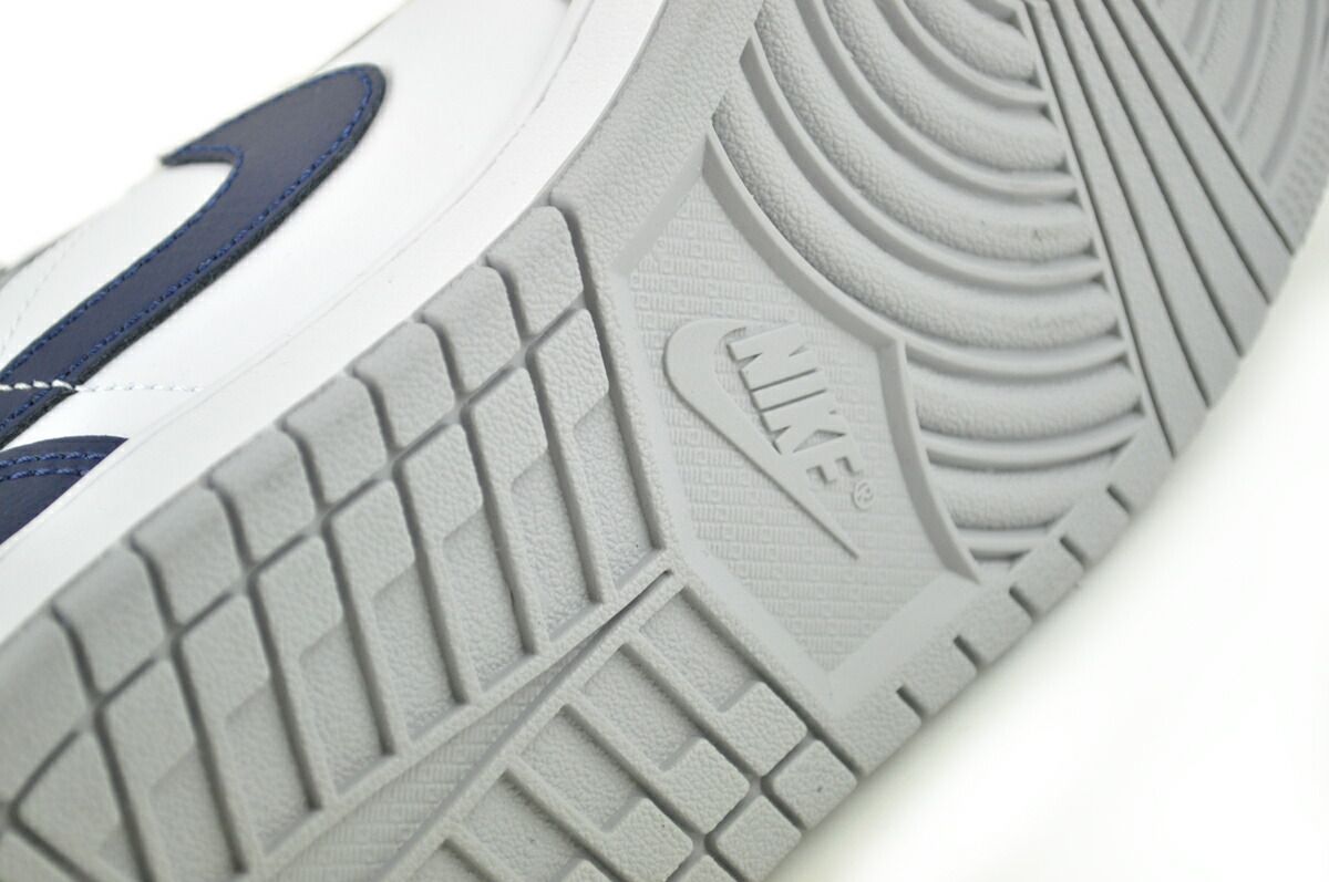 AIR JORDAN