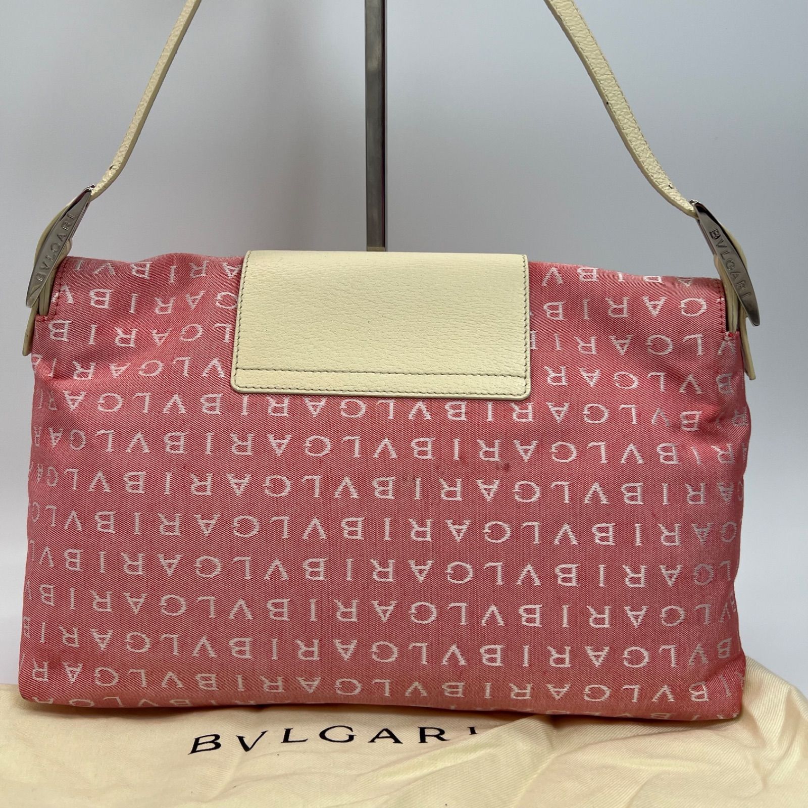 BVLGARI ハンドバッグ　ショルダーバッグ　クロコ　レザー　ロゴプレート BVLGARI ハンドバッグ ショルダーバッグ クロコ レザー ロゴプレート