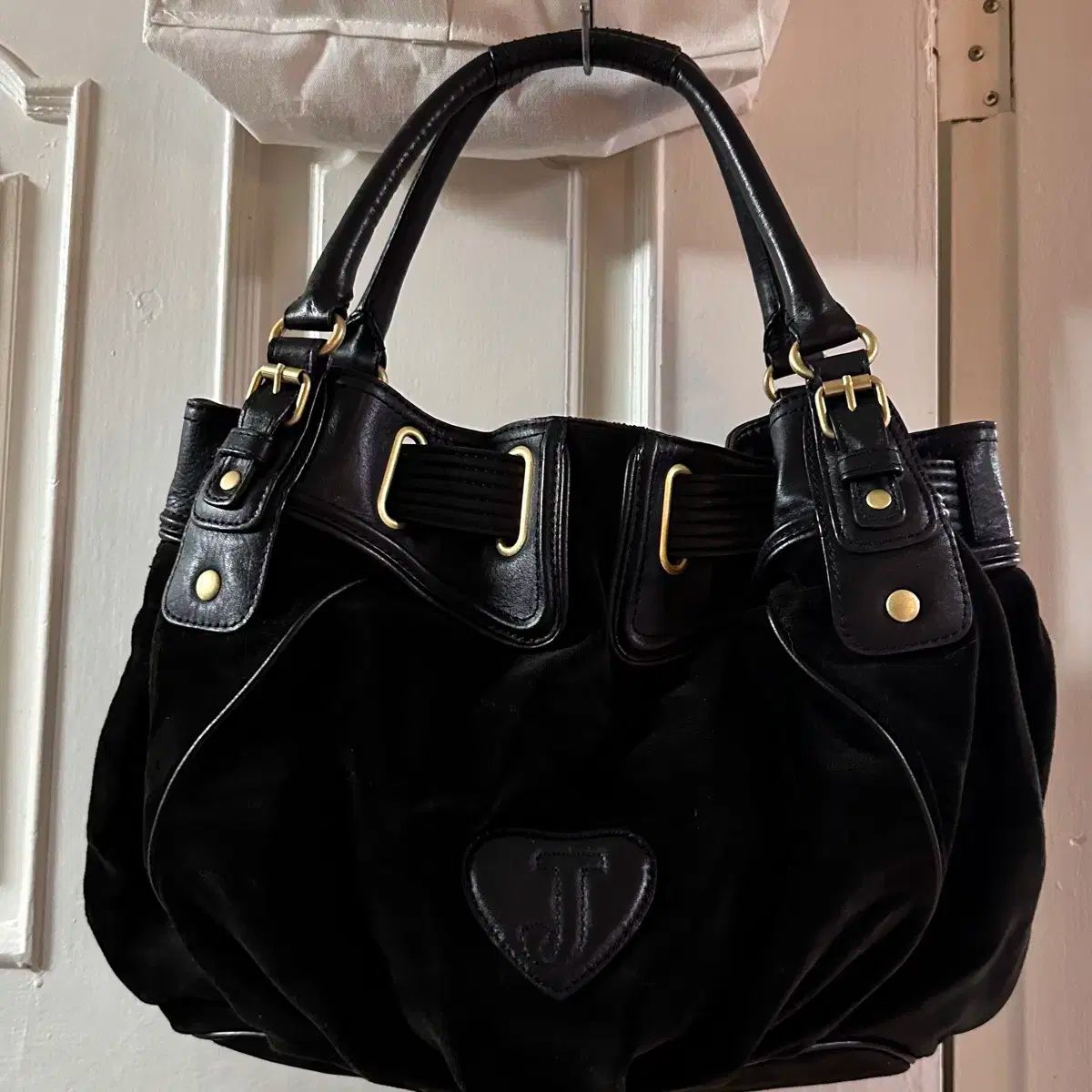 JUICY COUTURE(ジューシークチュール) ベルベット ショルダー
