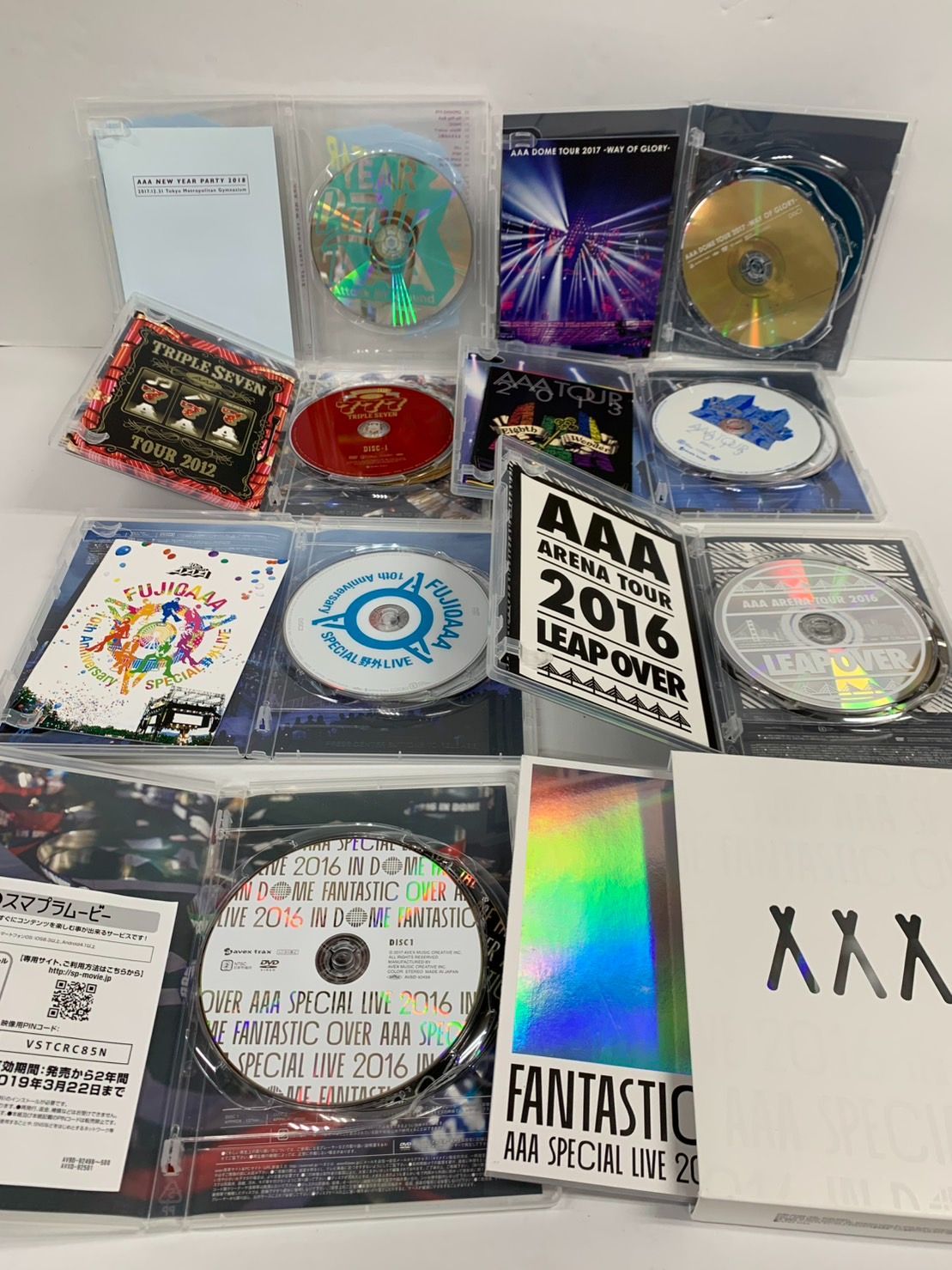 06.AAA トリプル・エー DVD＋グッズセット - メルカリ