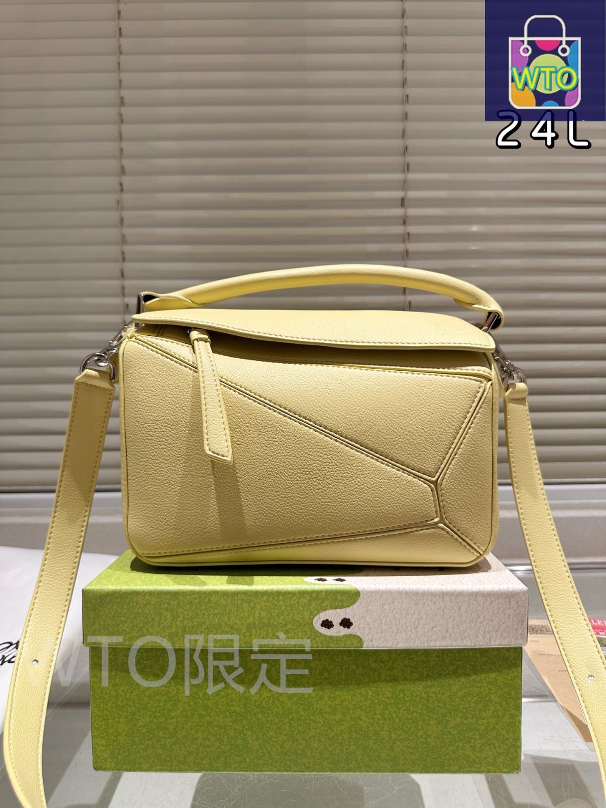 今日WTO】Loewe ロエベ ジオメトリックミニバッグ ギフト