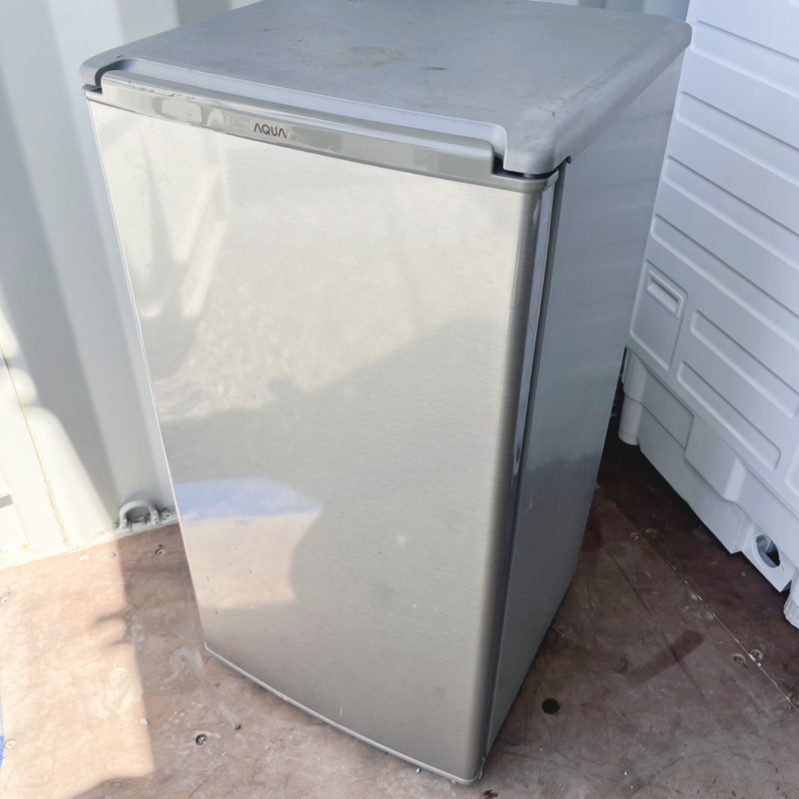 取付無料！AQUAスタイリッシュシルバーコンパクト便利サイズ冷蔵庫！ 取付無料！AQUAスタイリッシュシルバーコンパクト便利サイズ