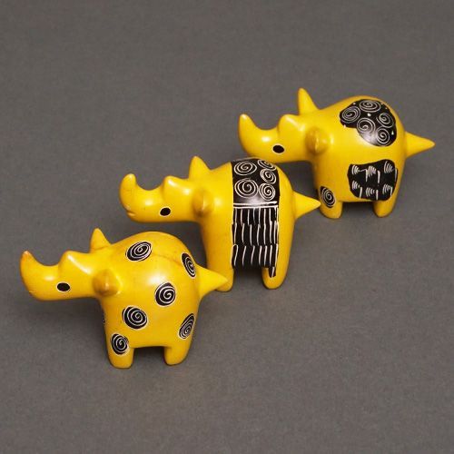 ケニア ソープストーン アニマル 置物 アフリカ 石の彫刻