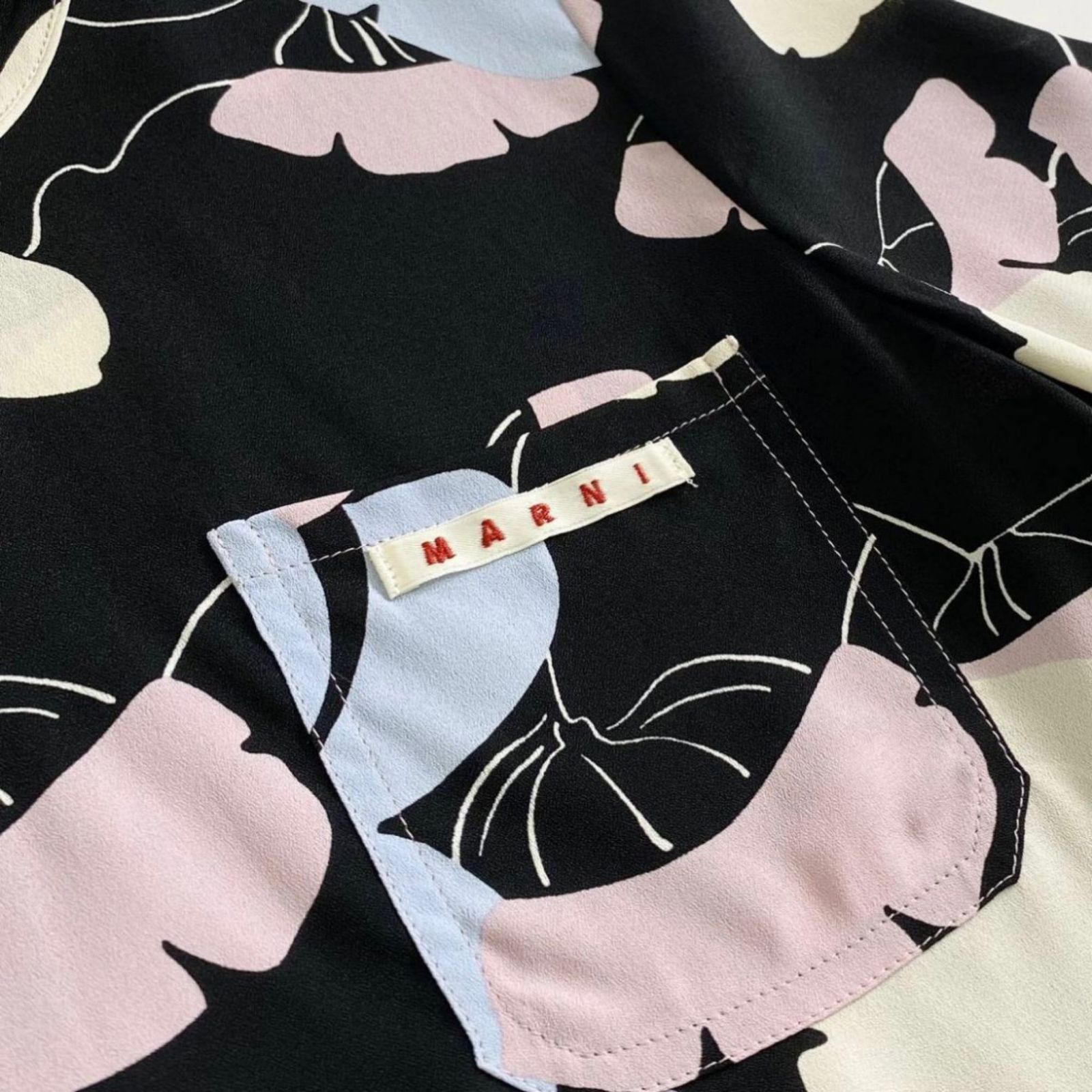 55i5 《美品》 MARNI マルニ 半袖カットソー Tシャツ ブラウス