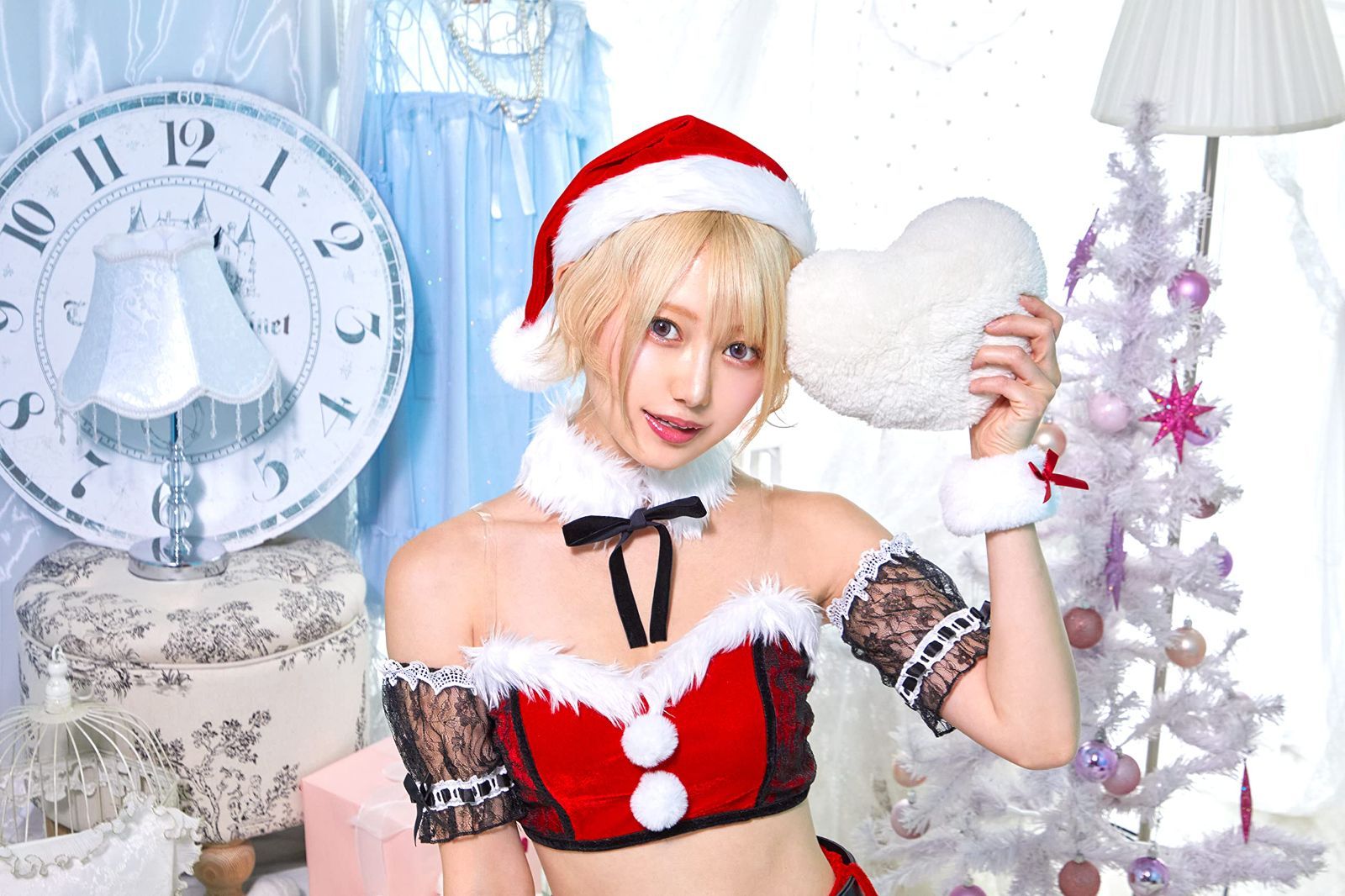 ロイヤルレッド レースビスチェサンタ