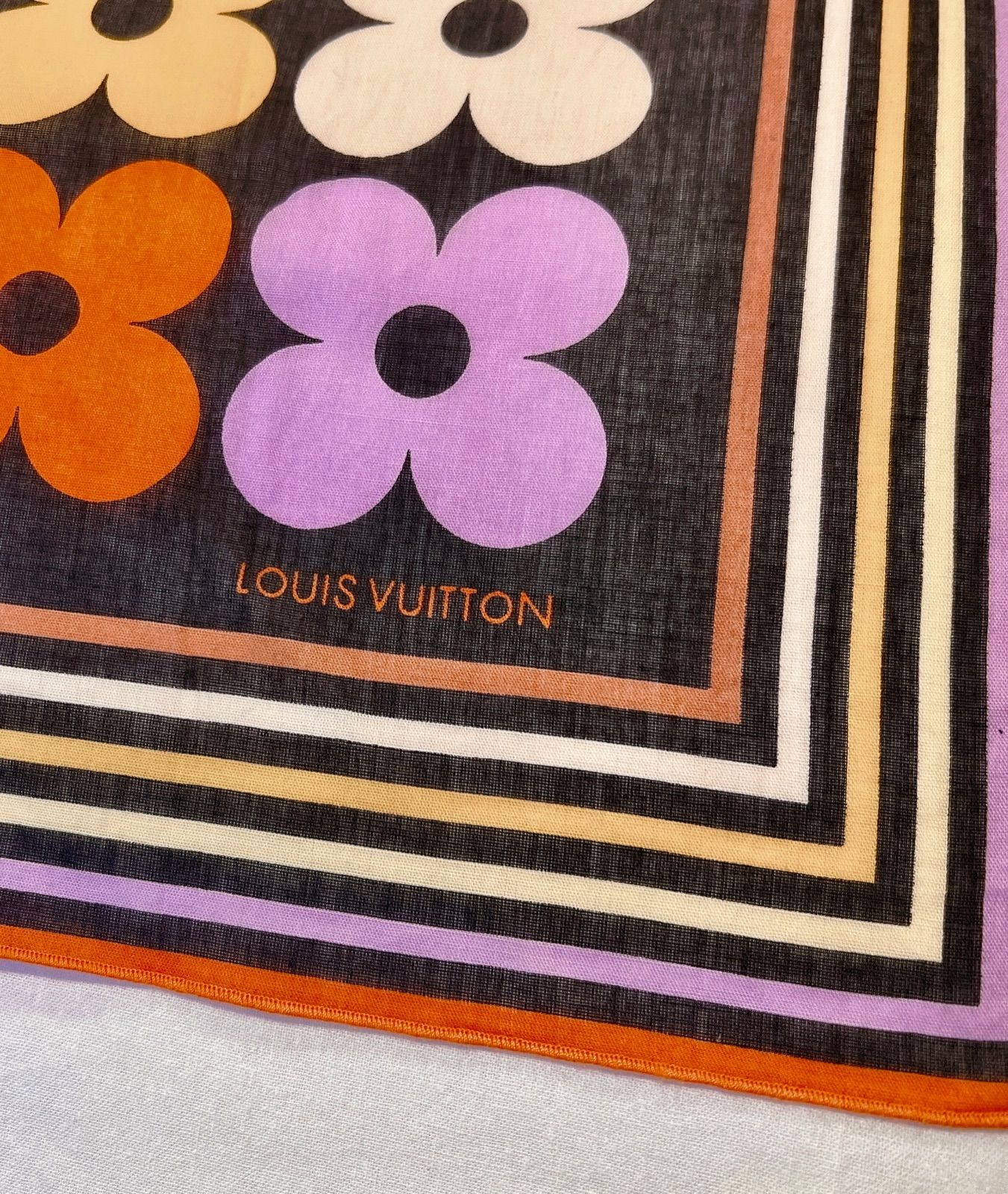 ルイヴィトンハンカチスカーフバンダナ LOUIS VUITTON】ハンカチ スカーフ バンダナ - メルカリ