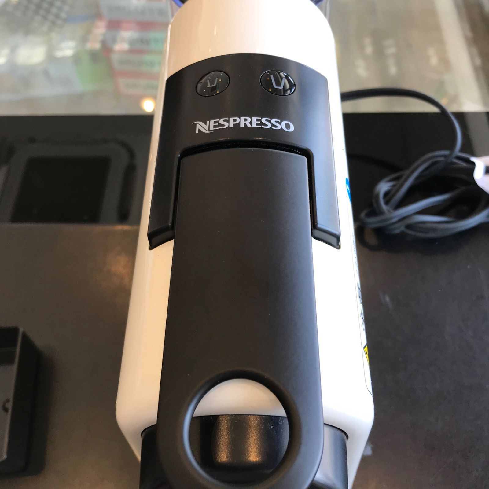 未使用】Nespresso エッセンサミニ ホワイト D30-WH NESPRESSO