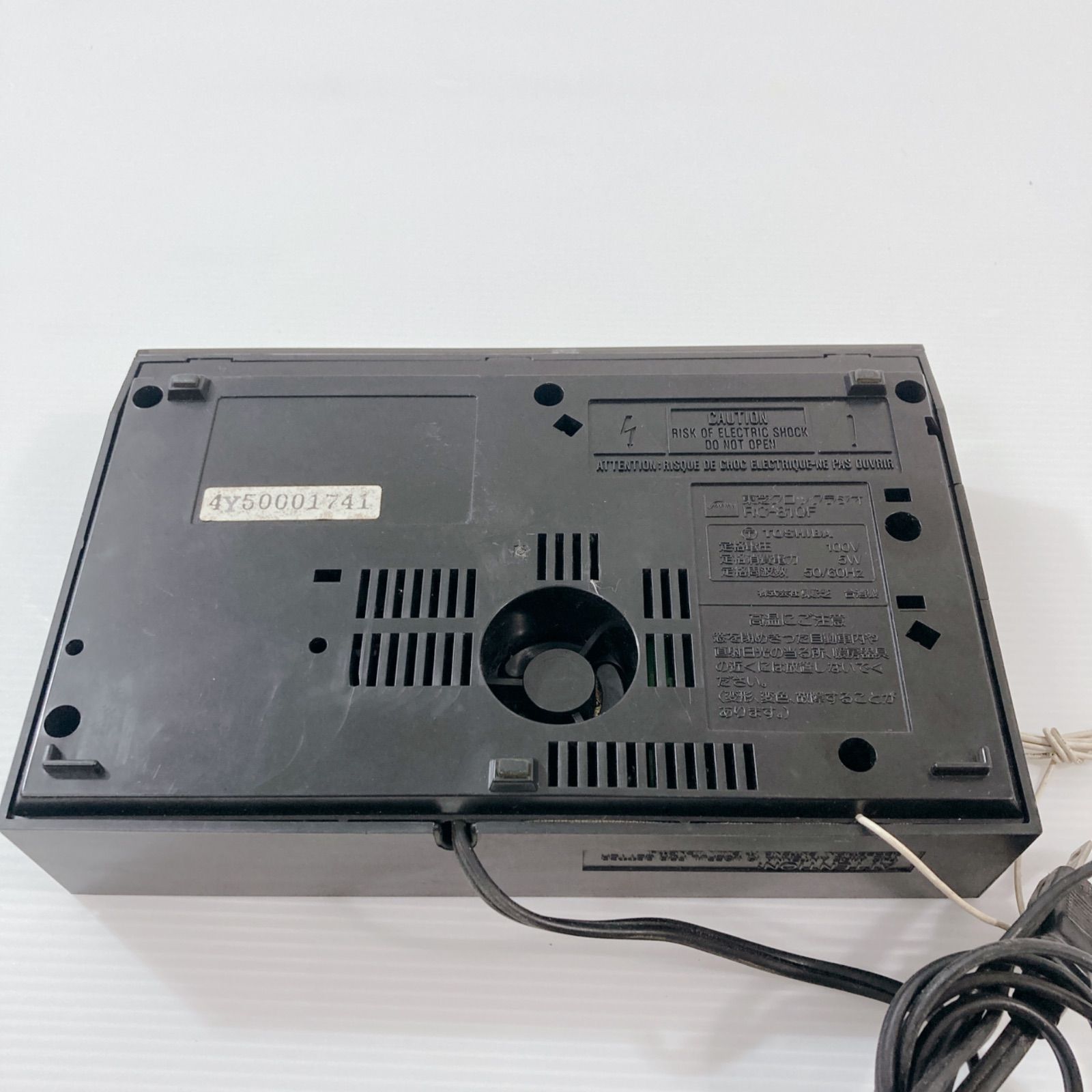 TOSHIBA 東芝電子クロックラジオ RC-810F デジタル時計 ラジオ