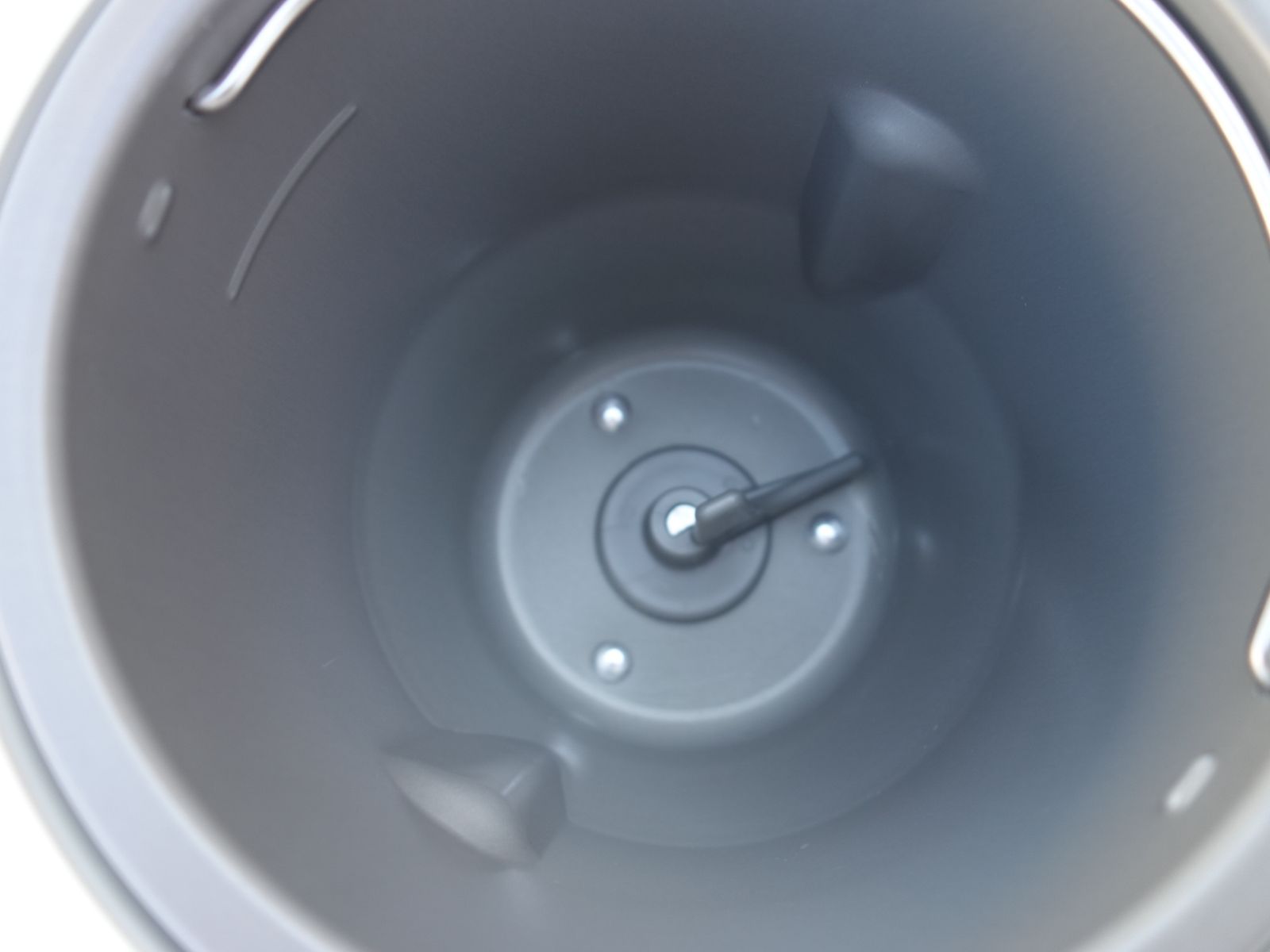 M▽MK精工 エムケー精工 上蒸し式 餅つき機 こし自慢 3～5合用 ホワイト KNH-530 27898 WWW_KANDAIZUMI_COM