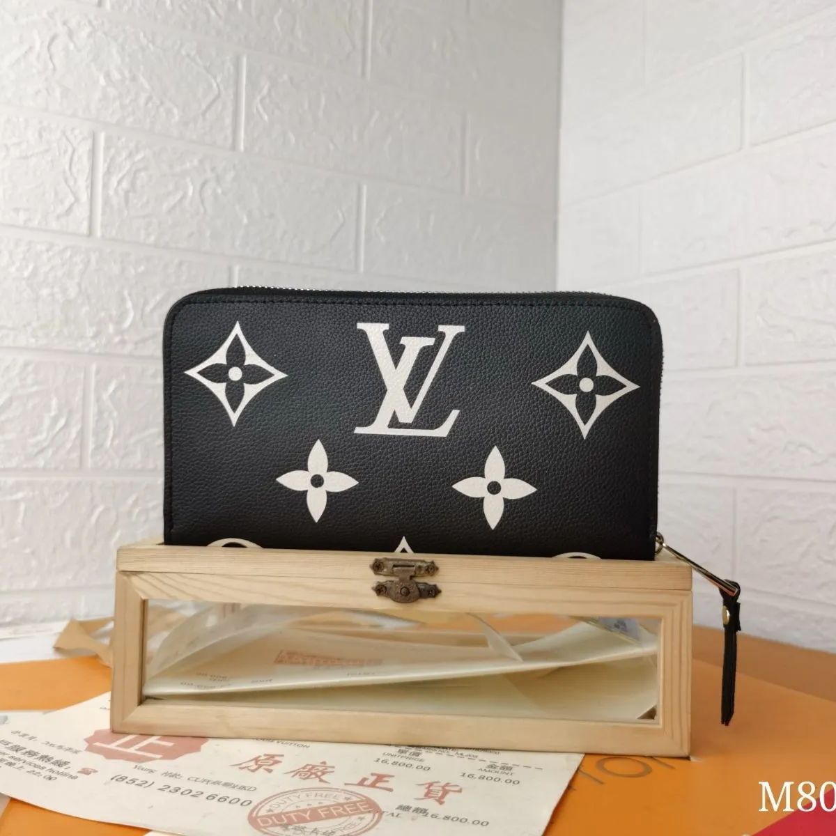 新品未使用 箱付  LOUIS VUITTON ノベルティトートバッグ 専用ページ