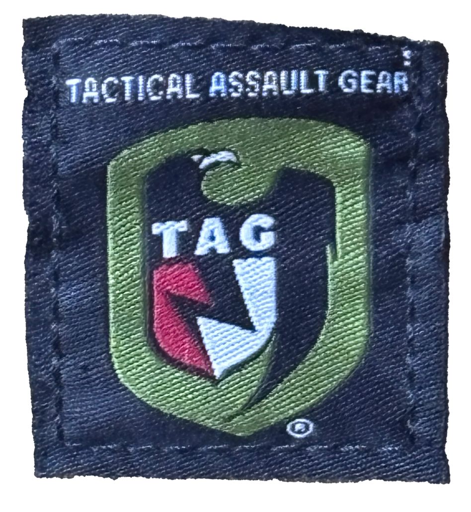 実物未使用 Eagle アドミンポーチ フラッシュライトホルダー付き AOR2