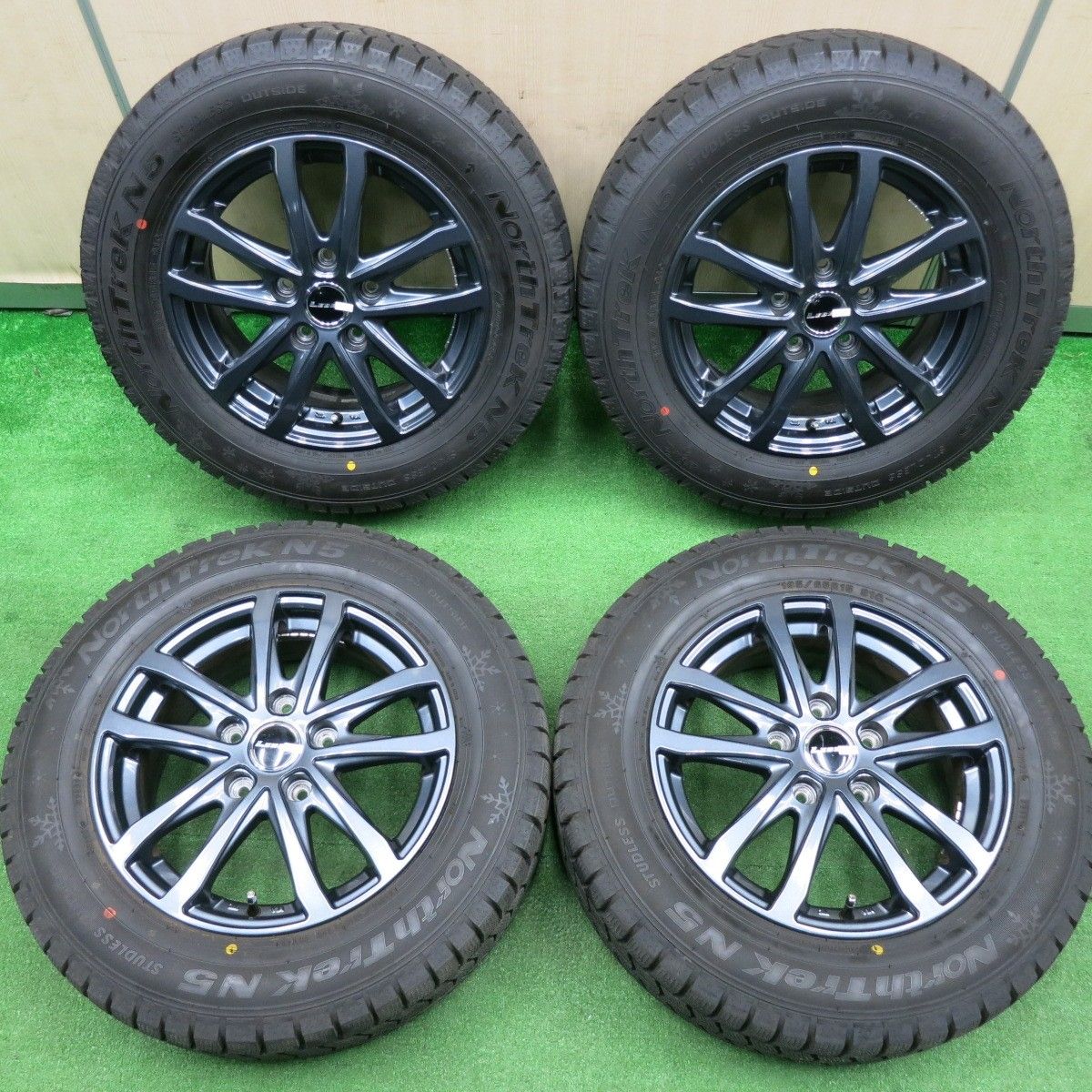 送料無料] バリ溝！22年！キレイ！ほぼ10分☆スタッドレス 195/65R15 