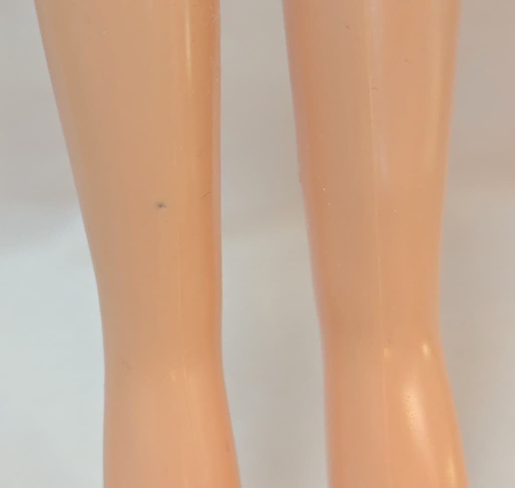 マテル 復刻ツイストバービー