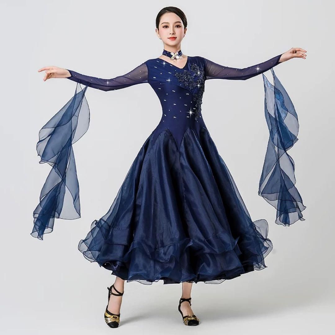 フロート付きスタンダードドレス✨デモにも発表会にも最適 フロート付きドレス?発表会にも最適！デモダンスに華を添える魅力的な