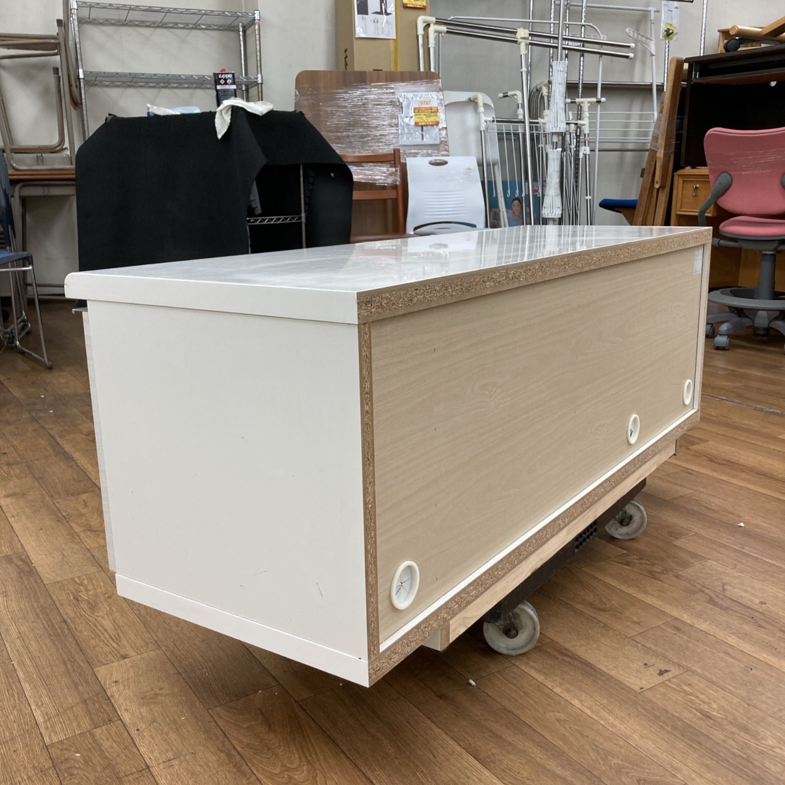 ローボード ポスティア