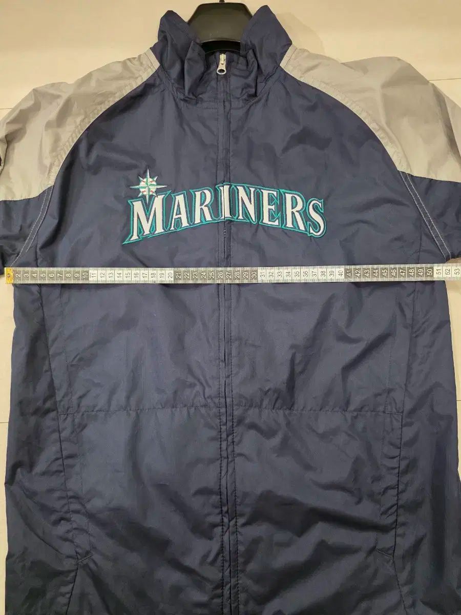 シアトル 船員 Majestic マジェスティック ウィンドブレーカー 販売 WHITEMONARCHHOTEL_COM