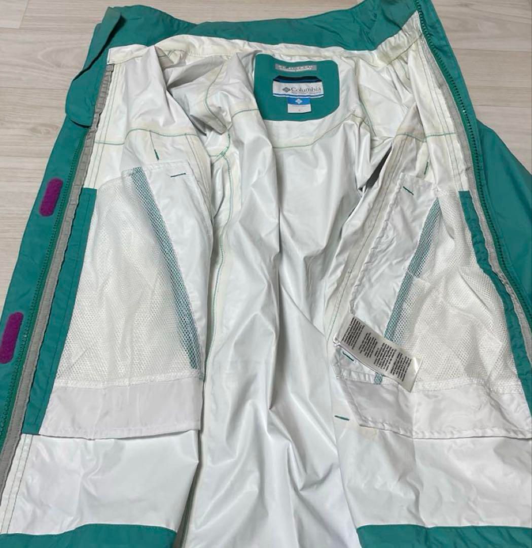 Columbia コロンビア