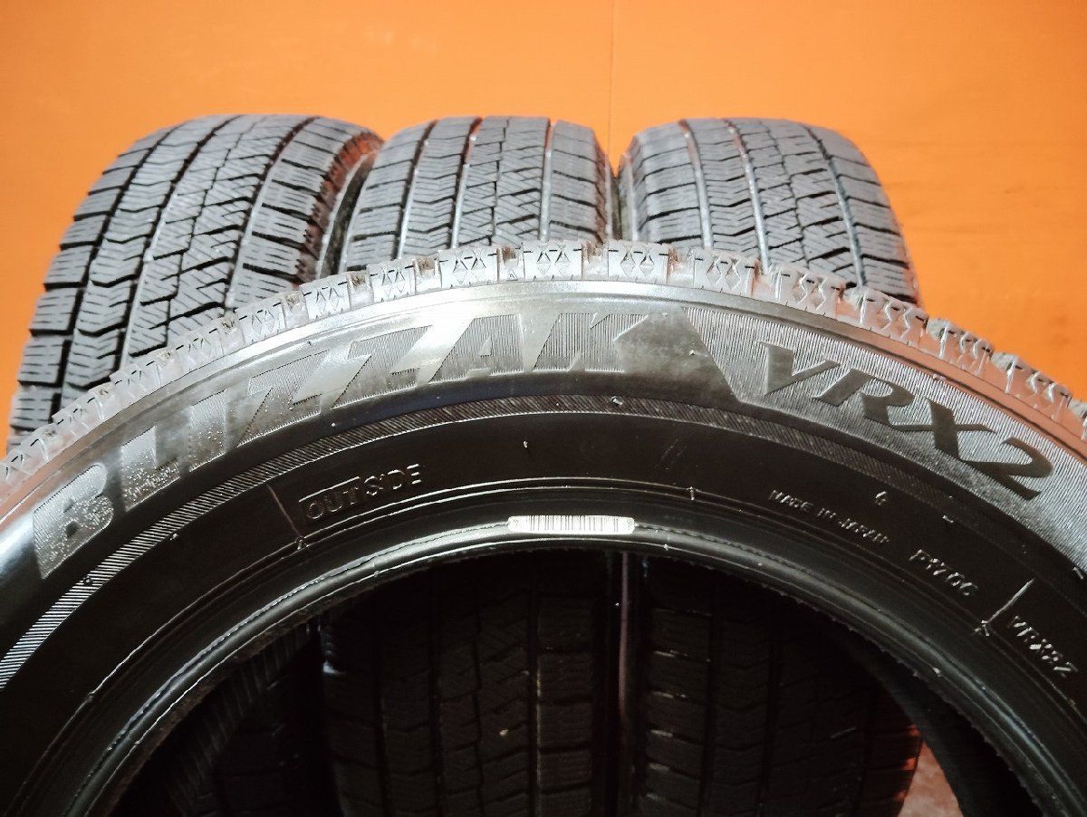 中古バリ溝ダンロップスタッドレスセット175/65R15 アクア、フィット等