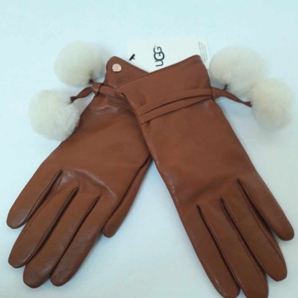 UGG アグ/レザー手袋/LEATHER POM GLOVE/CHESTNUT - アンプラグド