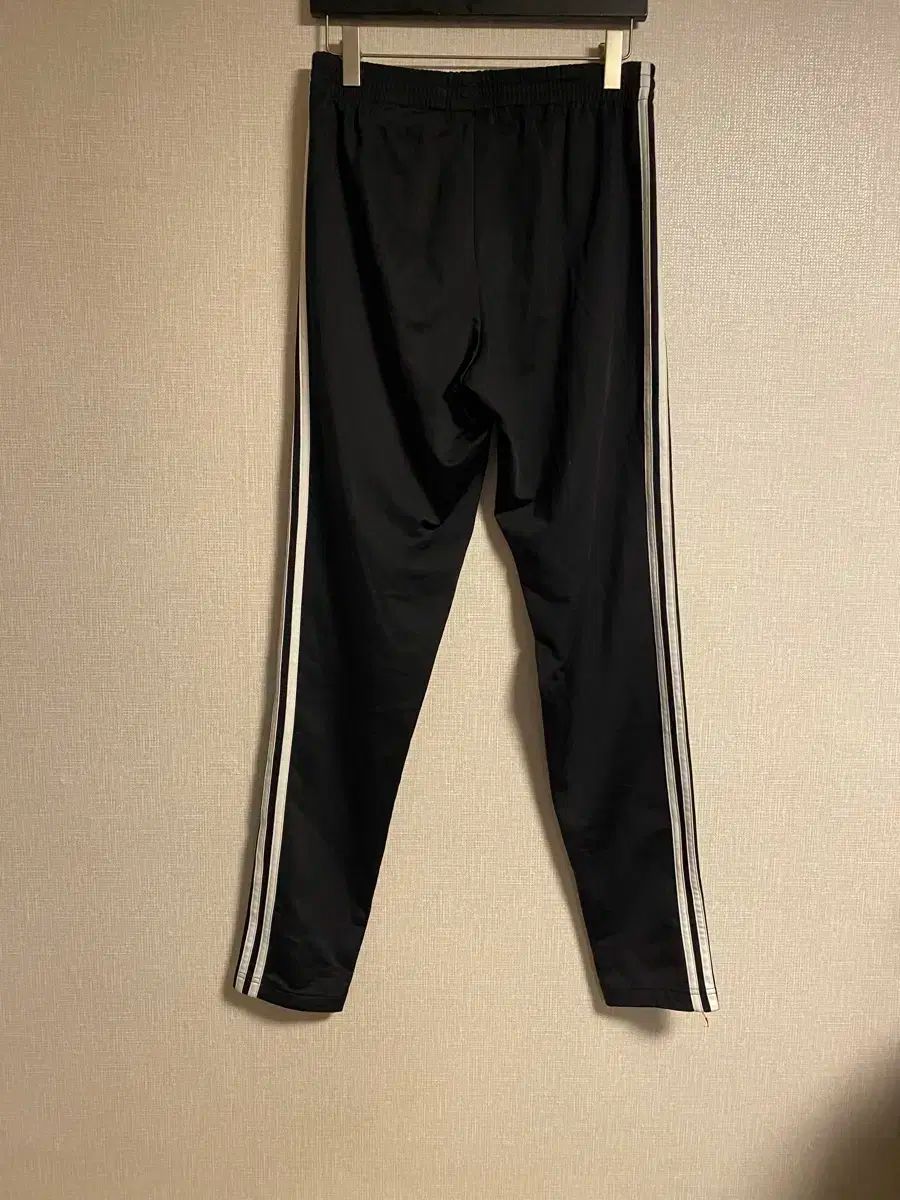 アディダス 3本線 トレーナー ズボン ブラック