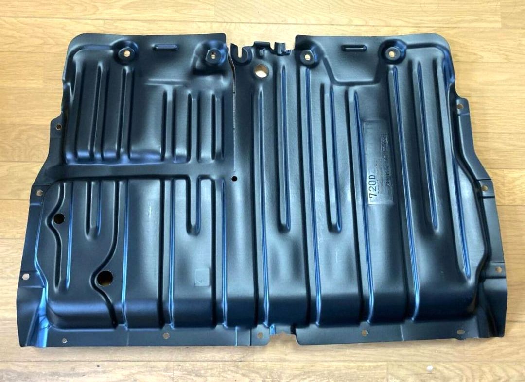 新品 トヨタ純正 80 スープラ 30 ソアラ エンジンアンダーカバー 2JZGE  