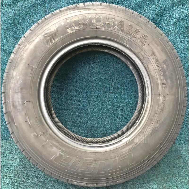 2019年製 205/85R16 117/115L LT 12PR YOKOHAMA LT 151R 中古 夏タイヤ 