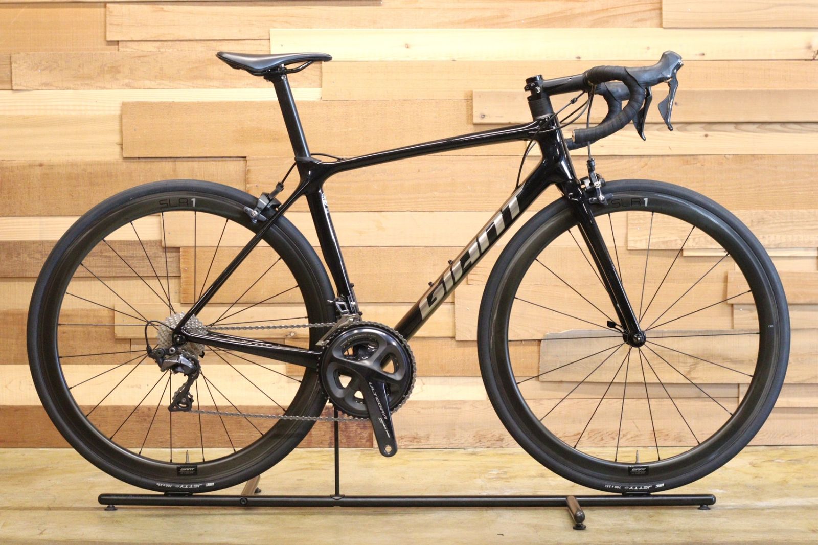 GIANT TCR　アルミフレーム SORA 2✕9速 Mサイズ GIANT TCR アルミフレーム SORA 2✕9速 Mサイズ ロードバイク アルミ 2×