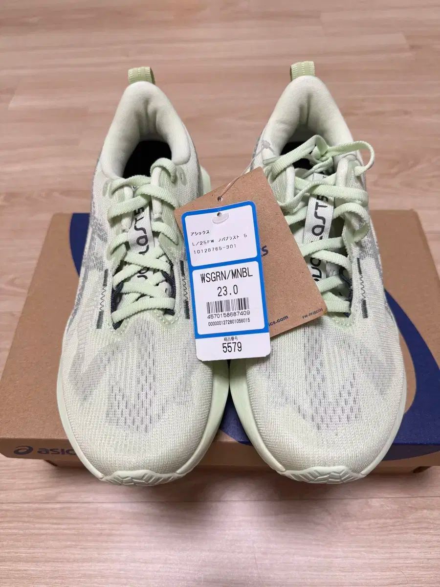 アシックス ノヴァブラスト 5 レディース ランニングシューズ 230mm