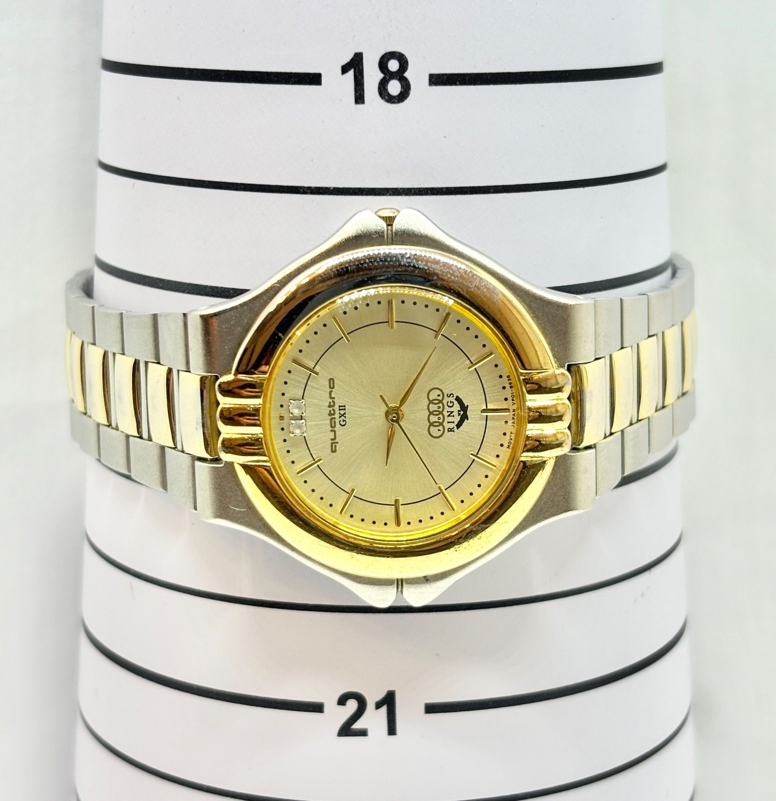 希少 Audi sieger シェル文字盤 10BAR 腕時計 電池新品 希少 Audi sieger シェル文字盤 10BAR 腕時計 電池新品 - メルカリ