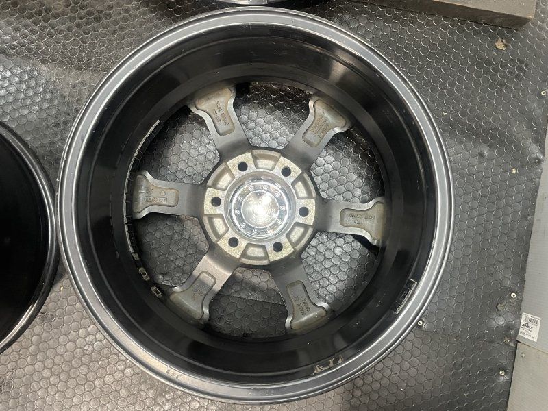 TRISTAR MKW MK-36 社外ホイール 18インチ 4本 8J6HPCD139.7+20 