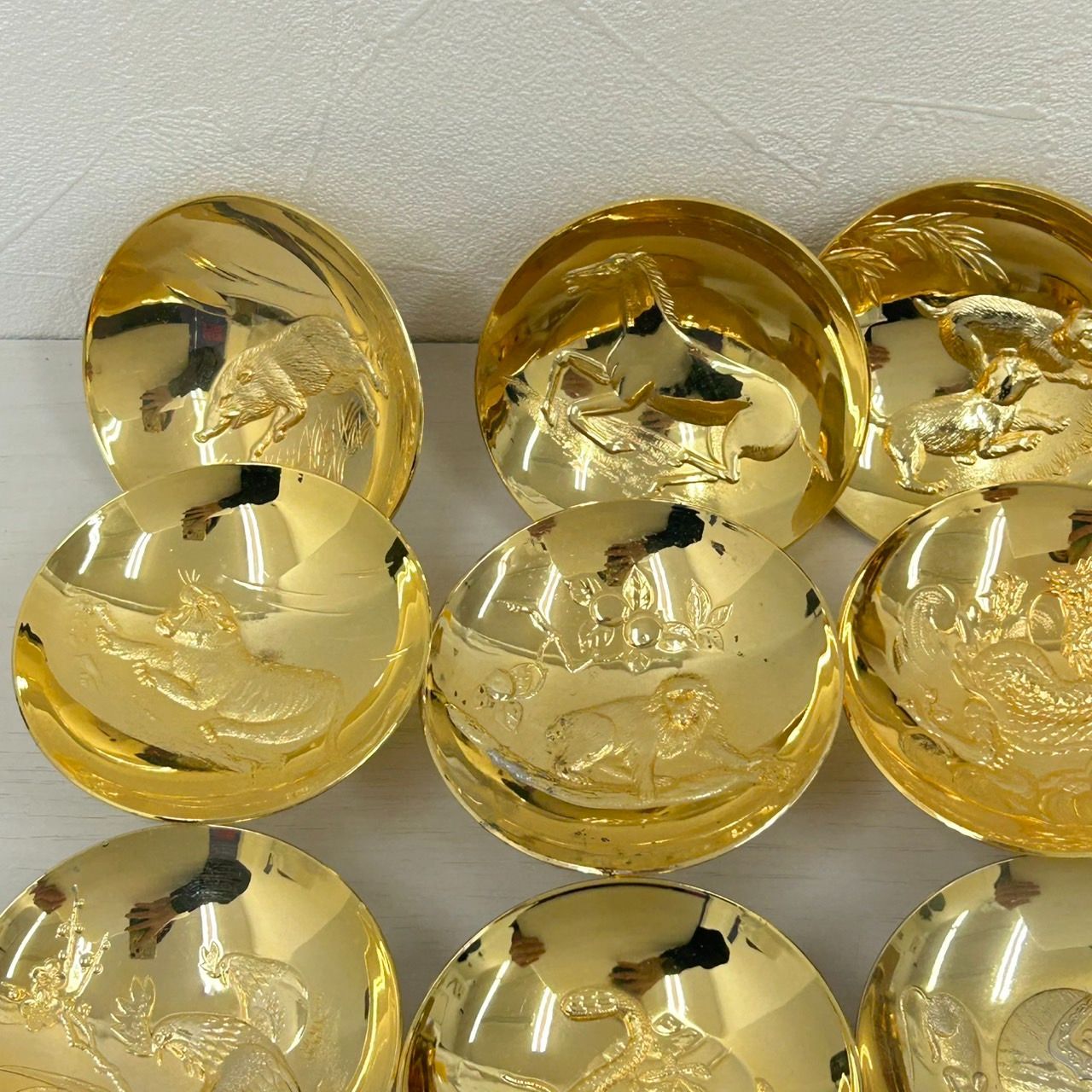 遺品整理、アクセサリー、金杯などまとめ 遺品整理 生前整理 杯 24KGP 金メッキ 金杯 メッキ杯 おまとめ 21点